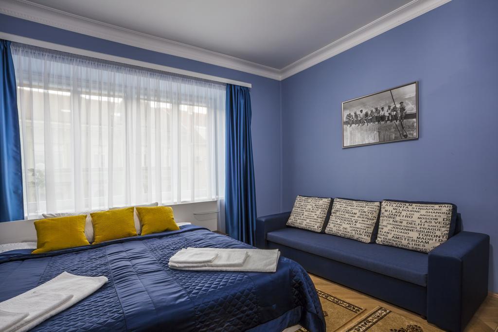 Luxury Air-Conditioned Rooms In Old Town Bratislava Buitenkant foto
