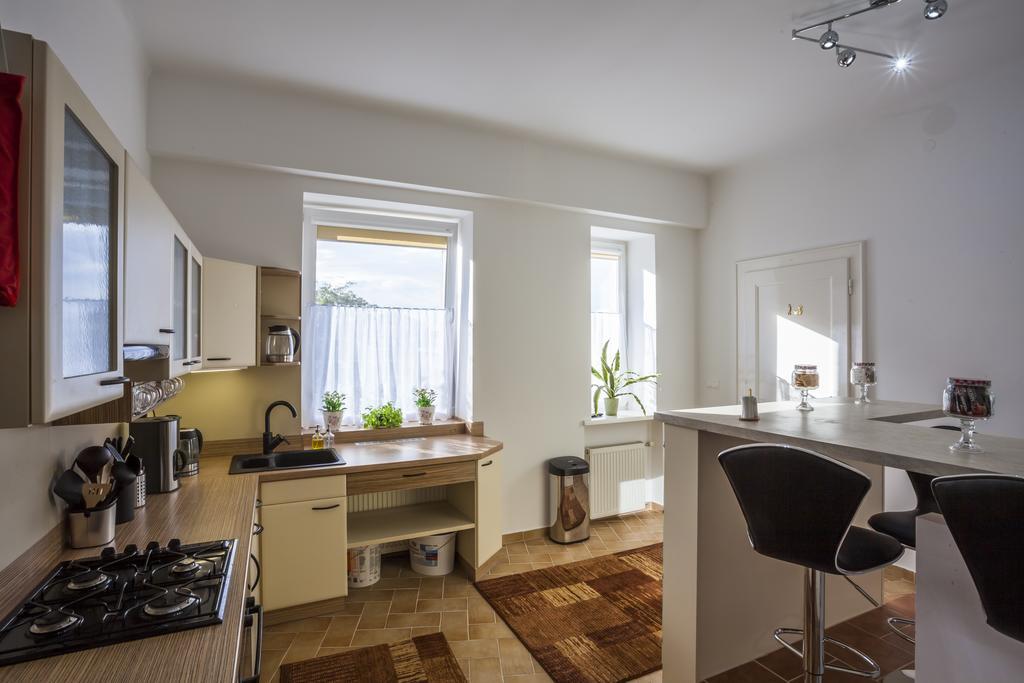 Luxury Air-Conditioned Rooms In Old Town Bratislava Buitenkant foto