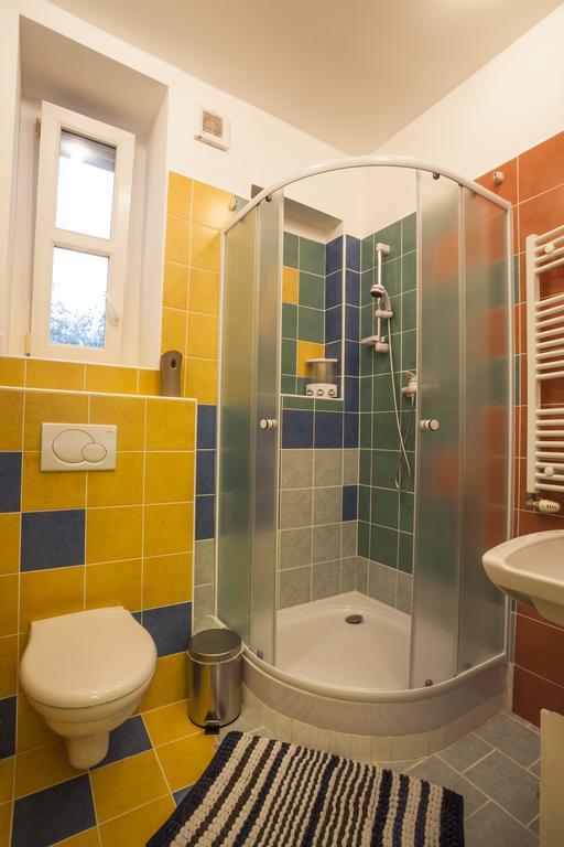 Luxury Air-Conditioned Rooms In Old Town Bratislava Buitenkant foto